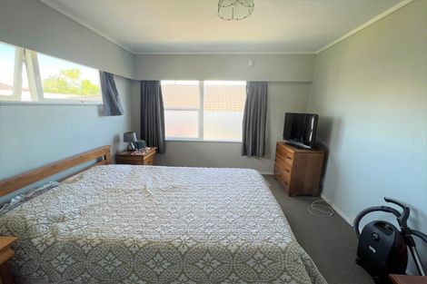 Photo of property in 18 Archmillen Avenue, Pakuranga Heights, Auckland, 2010