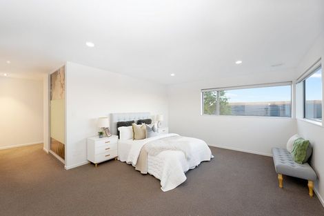 Photo of property in 9 Platinum Rise, Ranui, Auckland, 0612