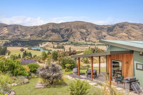 Photo of property in 62 Pukerangi Drive, Queensberry, Cromwell, 9383