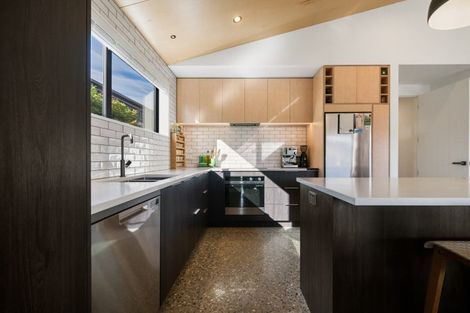 Photo of property in 6 Mcneil Crescent, Wanaka, 9305