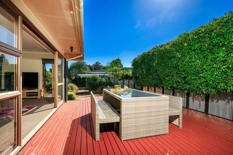 Photo of property in 223 Glamorgan Drive, Torbay, Auckland, 0630