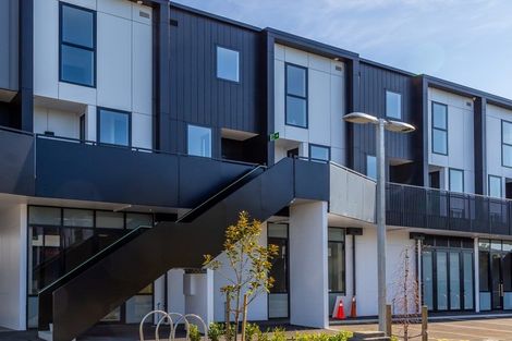 Photo of property in 2/283 Brougham Street, Sydenham, Christchurch, 8023