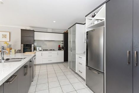 Photo of property in 22 Nielsen Gardens, Rototuna, Hamilton, 3210