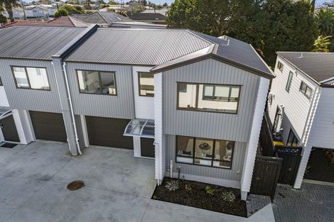 Photo of property in 46c Patons Road, Howick, Auckland, 2014