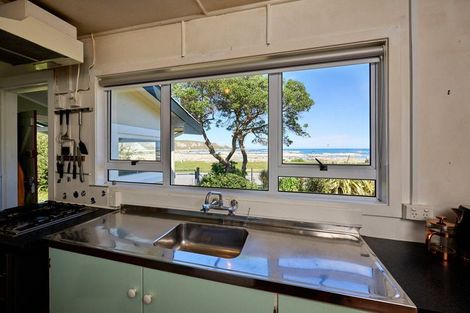 Photo of property in 1 Kaka Road, South Bay, Kaikoura, 7300