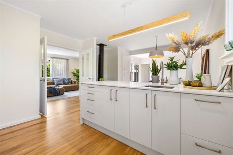 Photo of property in 136 Avonhead Road, Avonhead, Christchurch, 8042