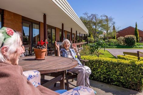 Photo of property in 79 Glover Road, Hawera, 4610