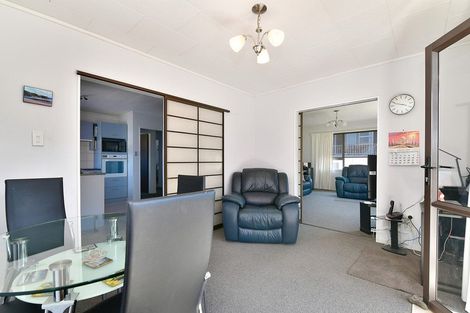 Photo of property in 13a Albatross Road, Red Beach, 0932