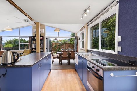 Photo of property in 32 Gillies Avenue, Taupo, 3330