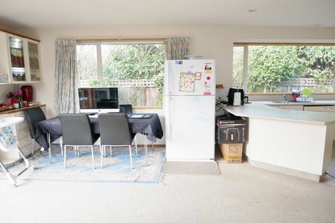 Photo of property in 2/170c Yaldhurst Road, Sockburn, Christchurch, 8042