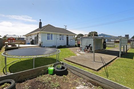 Photo of property in 52 Ihaia Road, Opunake, 4616