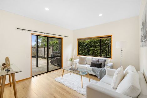 Photo of property in 2/56 Galaxy Drive, Mairangi Bay, Auckland, 0630