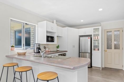 Photo of property in 64 Blake Boulevard, Papamoa Beach, Papamoa, 3118