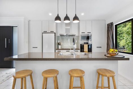 Photo of property in 7c Puka Place, Inglewood, 4330