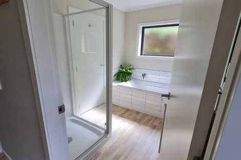 Photo of property in 38 Mcdougall Grove, Haywards, Lower Hutt, 5018