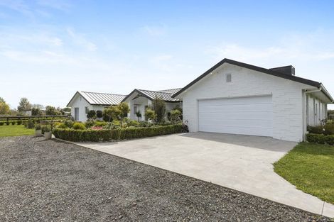 Photo of property in 27c Marshmeadow Road, Newstead, Hamilton, 3286