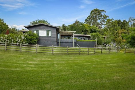 Photo of property in 305 Rapson Road, Kaukapakapa, 0871