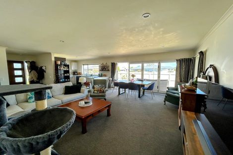 Photo of property in 10 Wescombe Grove, Feilding, 4702