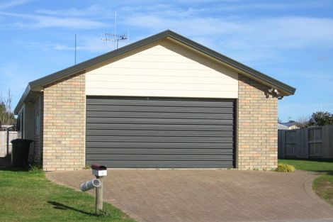 Photo of property in 5 Antrim Place, Nawton, Hamilton, 3200