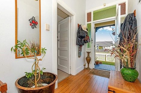 Photo of property in 10 Bayly Street, Te Hapara, Gisborne, 4010