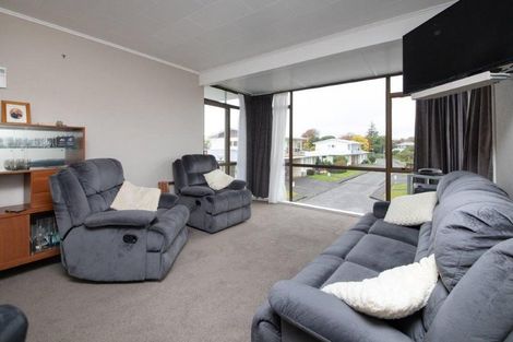 Photo of property in 8 Collingwood Court, Hokowhitu, Palmerston North, 4410