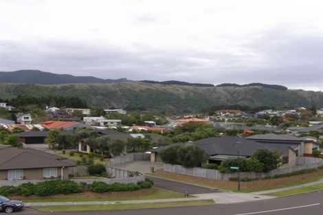 Photo of property in 2 Telford Way, Raumati Beach, Paraparaumu, 5032