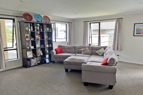 Photo of property in 17 Hewson Drive, Snells Beach, 0920