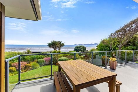 Photo of property in 42 Ames Street, Paekakariki, 5034