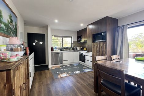 Photo of property in 47b Rangeview Road, Sunnyvale, Auckland, 0612