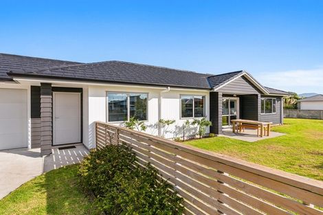 Photo of property in 10 Gallipoli Place, Paraparaumu, 5032