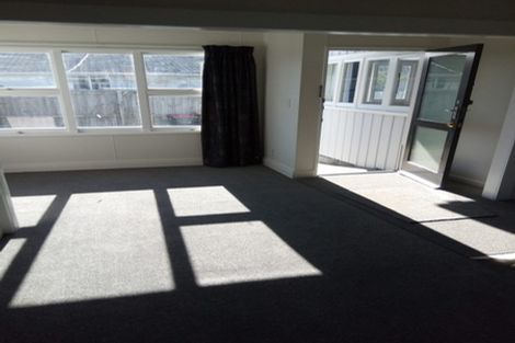Photo of property in 15 Owles Terrace, New Brighton, Christchurch, 8061