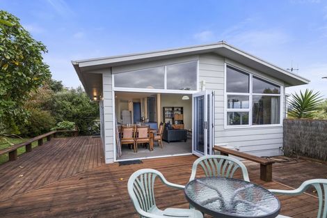 Photo of property in 32 Gillies Avenue, Taupo, 3330