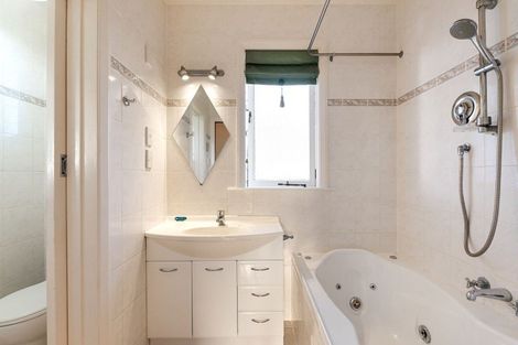 Photo of property in 27 Valley Road, Mangapapa, Gisborne, 4010