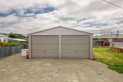 Photo of property in 22 Naylor Street, Waimate, 7924