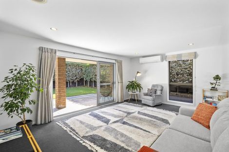 Photo of property in 111 Weston Road, St Albans, Christchurch, 8052
