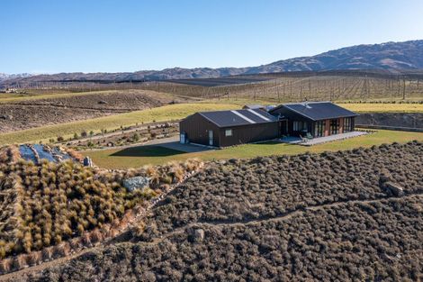 Photo of property in 1 Stella Way, Waikerikeri, Alexandra, 9391