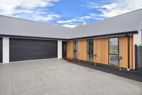 Photo of property in 12 Valour Drive, Rangiora, 7400