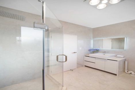 Photo of property in 14 Frazen Avenue, Papakura, 2110