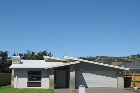 Photo of property in 49 Holbrook Way, Westmorland, Christchurch, 8025