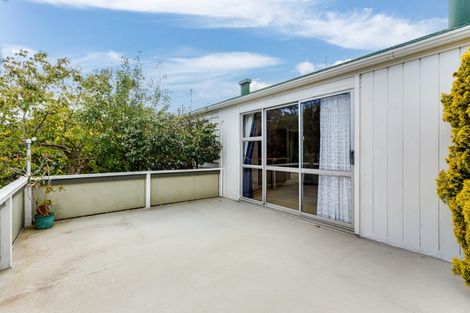 Photo of property in 1 Fathom Lane, Whitby, Porirua, 5024