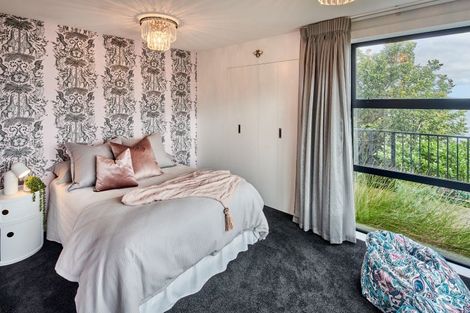 Photo of property in 5 Howard Road, Point Howard, Lower Hutt, 5013