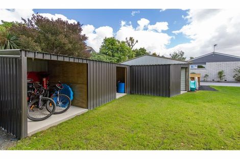 Photo of property in 2 Thorne Place, Rangiora, 7400