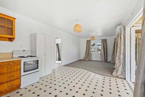 Photo of property in 8 Kopipi Crescent, Ngunguru, Whangarei, 0173