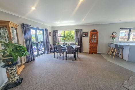 Photo of property in 47 Limbrick Street, Terrace End, Palmerston North, 4410