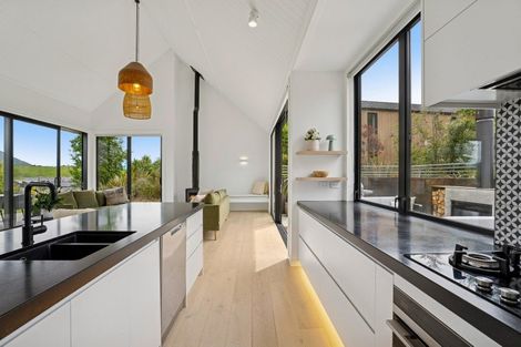 Photo of property in 1 Torridon Court, Jacks Point, Queenstown, 9371