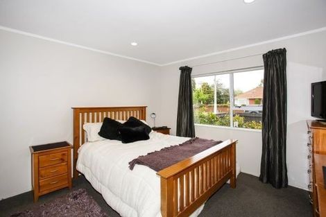 Photo of property in 3 Alpha Street, Papakura, 2110