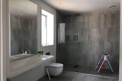 Photo of property in 1/14 Rothesay Bay Road, Rothesay Bay, Auckland, 0630