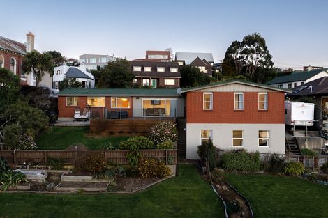 Photo of property in 133 Doon Street, Waverley, Dunedin, 9013