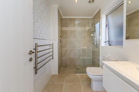 Photo of property in 4/341 College Street, West End, Palmerston North, 4410