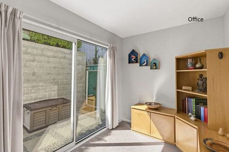 Photo of property in 91 Seaview Road, Paraparaumu Beach, Paraparaumu, 5032